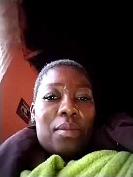 CuteBootyBae's cam snapshot