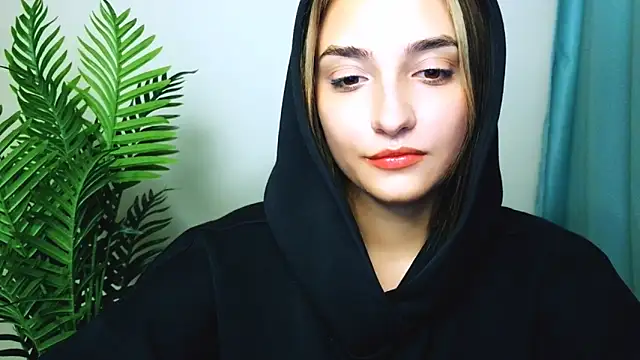 veryshygirl's cam snapshot