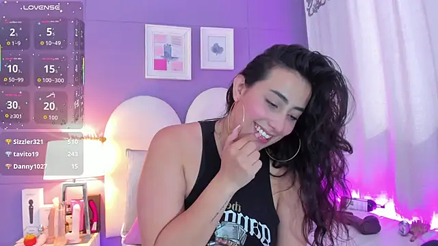 my_aleja_'s cam snapshot