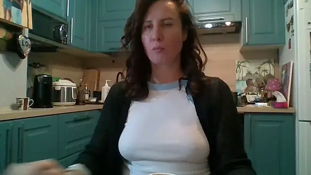 ALICAINWONDERLAND's cam snapshot