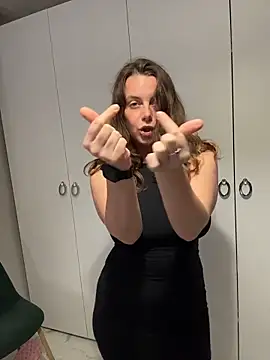 TenderLaGlamor's cam snapshot