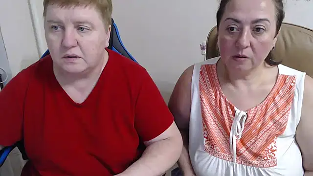 Bertie_Adeline's cam snapshot