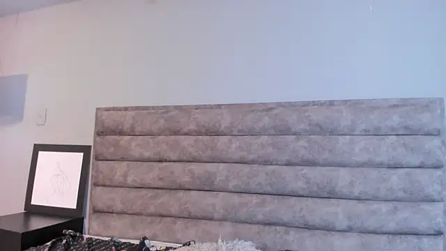 Aliciabloom's cam snapshot