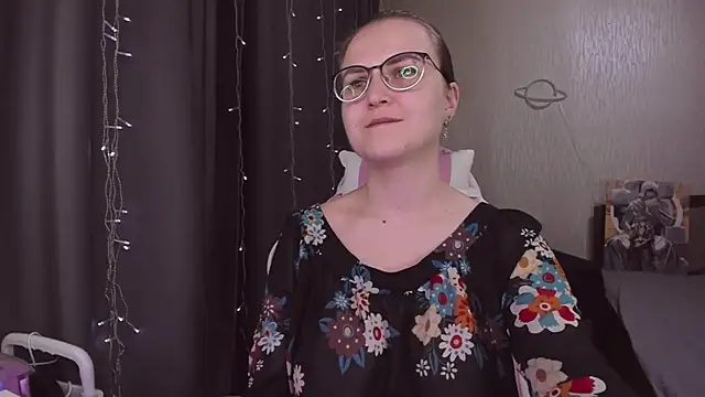 MissBrightShine's cam snapshot