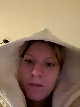 MaryHiggins live sex cam