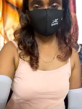 Queen-dhivya's cam snapshot