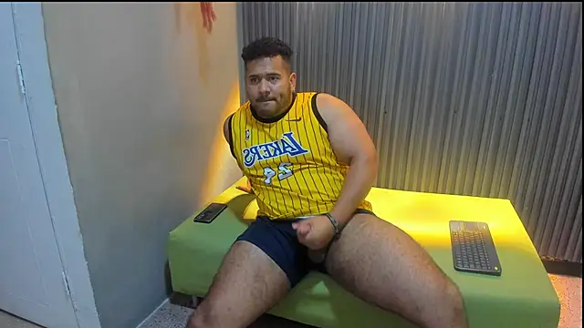 michael_hill1 live sex cam