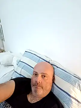 Alexis_Bull's cam snapshot