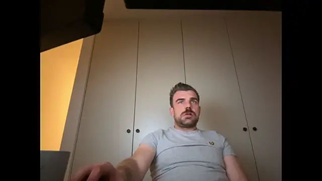 mrbigballs's cam snapshot