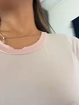 MayaMoanXXX live sex cam