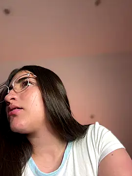 AhriCutte live sex cam