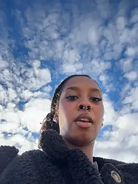 Your_Paris live sex cam