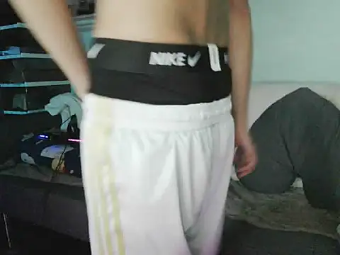 boyhigh1997 live sex cam