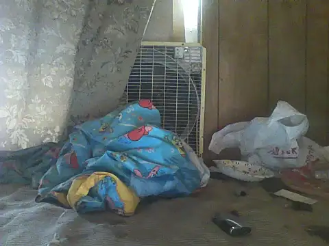 luke_thighwalker2469's cam snapshot