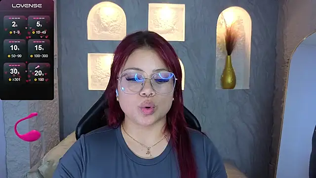 _Ambar72_b's cam snapshot