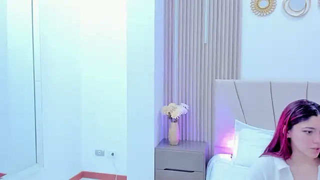 Victoria_Beaumont's cam snapshot