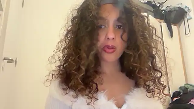 fayfay2002's cam snapshot