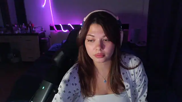 helengilmor's cam snapshot