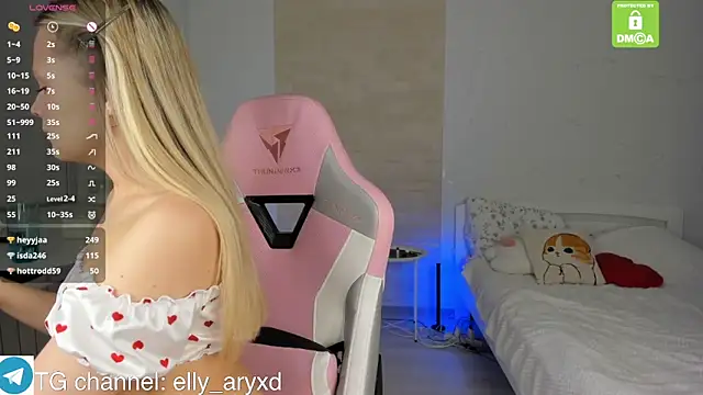 elly_aryxd's cam snapshot