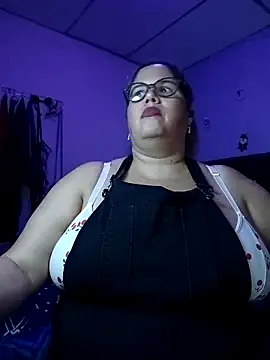 EllisW8's cam snapshot