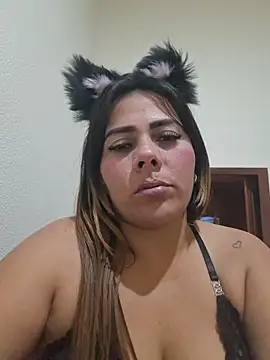 camila_rogue's cam snapshot