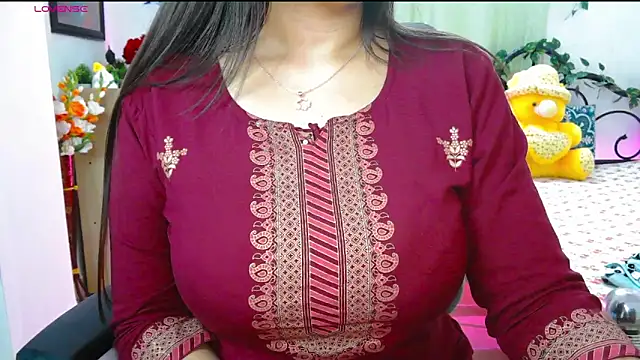 thyAnvi live sex cam