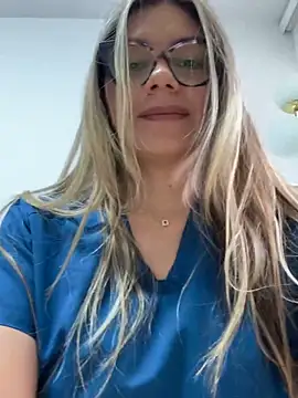 alicee16 live sex cam