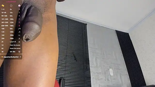 Lil_Curved live sex cam