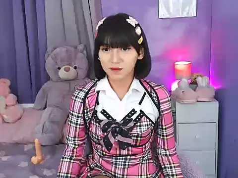 urlovelyfreya live sex cam