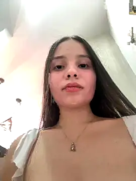 MiaJacksonn live sex cam