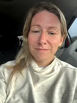 sophiasloane's cam snapshot