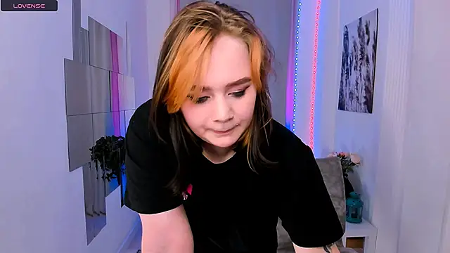 lunaalli's cam snapshot