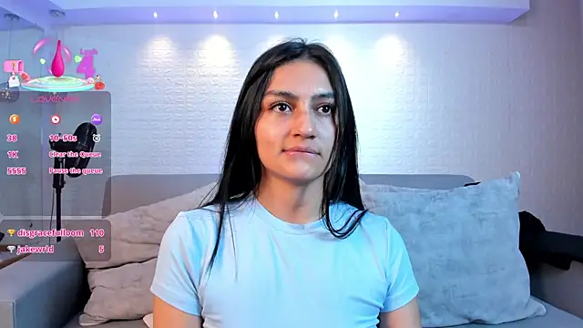 AidaJones live sex cam