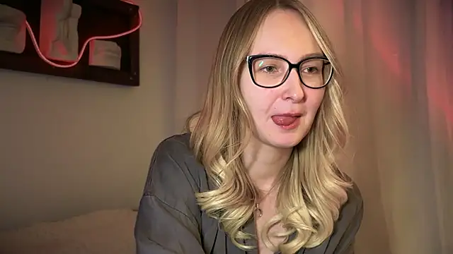 KiraxFate's cam snapshot