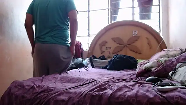 nakedlima live sex cam