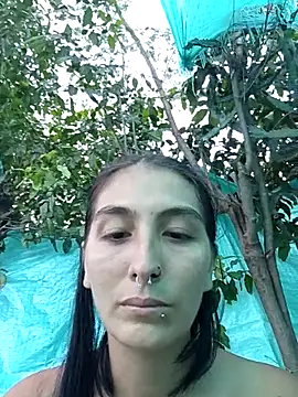 single_mother_indecent's cam snapshot