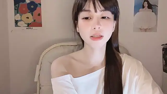 -Hottie's cam snapshot