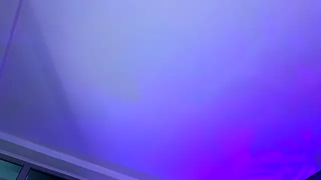 HotBustyBabeX's cam snapshot