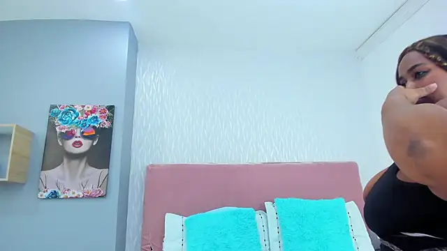 KiaraBrownn's cam snapshot