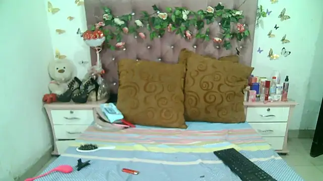 ValeriaTsx live sex cam