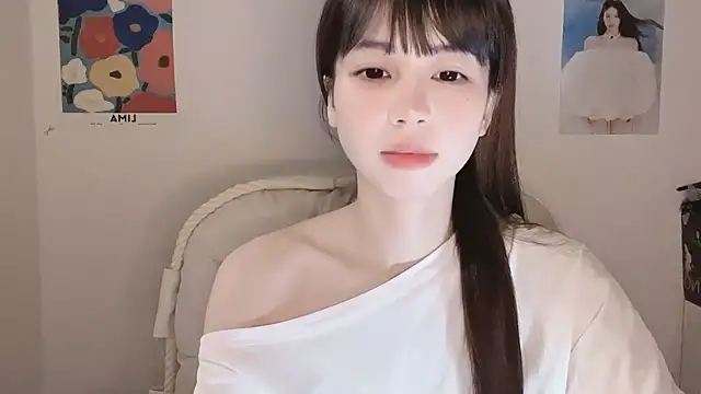 -Hottie's cam snapshot