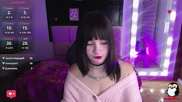 _Charlotte_Collins_'s cam snapshot