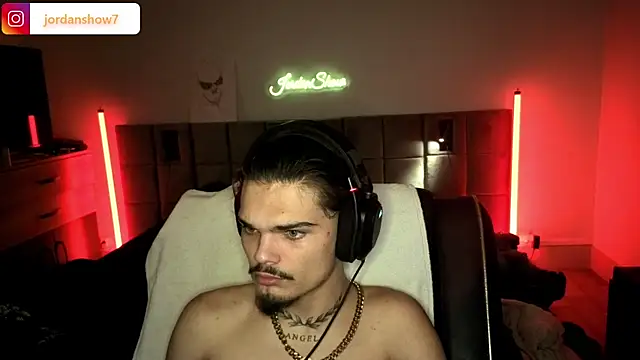 JordanShow live sex cam
