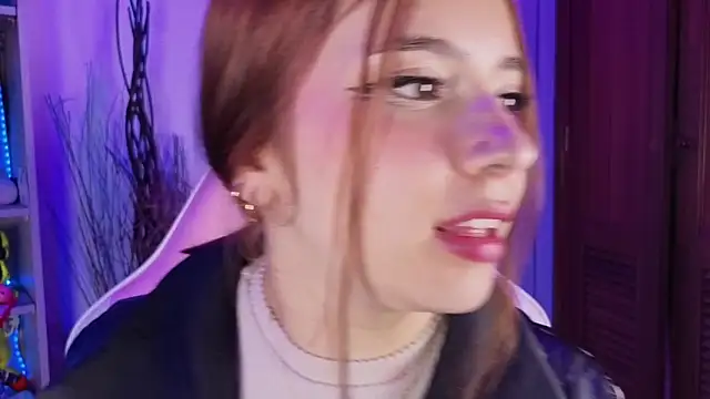 EmilyMiller_ live sex cam