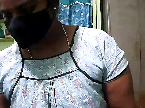 Potti-model-81's cam snapshot