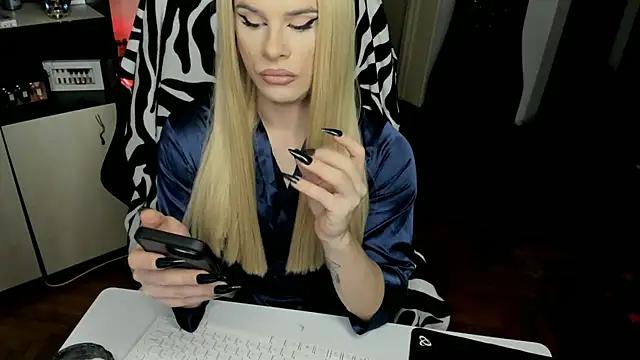 EvelynLexy live sex cam