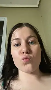 Marinpeach's cam snapshot