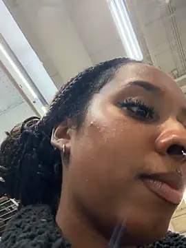 Your_Paris live sex cam