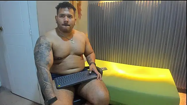 michael_hill1 live sex cam