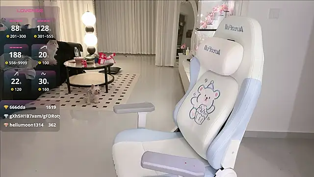 Xiaoxue_L live sex cam